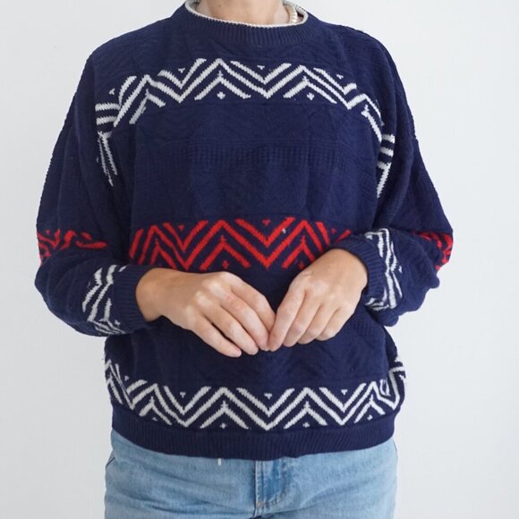 Vintage Tricot Boutique Blue Knit w Red White Design Crewneck Sweater L - Picture 2 of 9